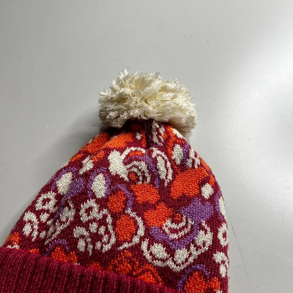 Patagonia Recycled Polyester Pom‎ Beanie Red Orange Floral Knit Winter Hat OS